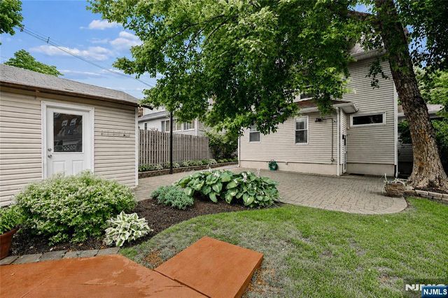 306 Passaic Avenue, Hasbrouck Heights, NJ 07604