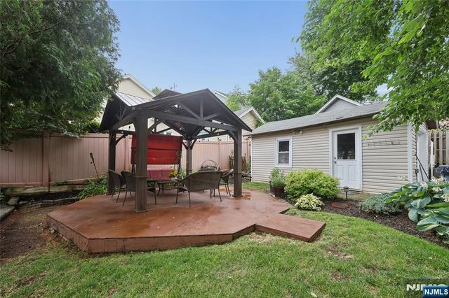 306 Passaic Avenue, Hasbrouck Heights, NJ 07604