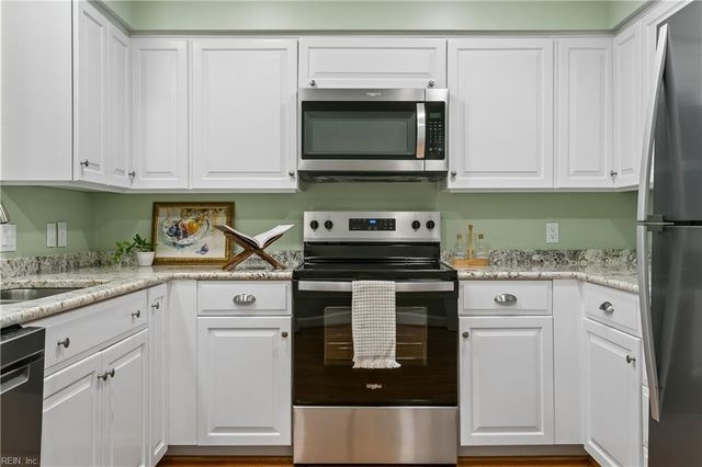 119 Harrops GLN, Williamsburg, VA 23185