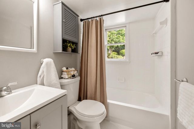 5505 JUSTIS PL, Alexandria, VA 22310