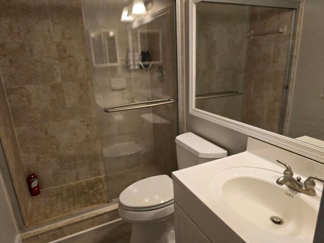 3006 San Clara Drive 10-c, Delray Beach, FL 33445