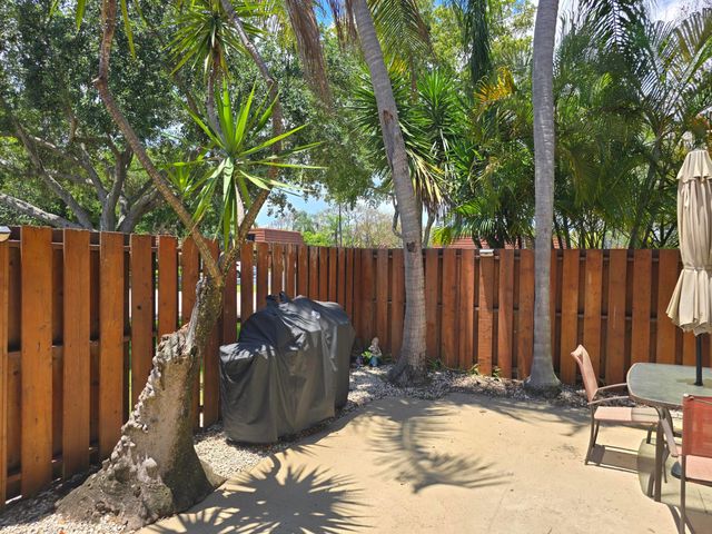 3006 San Clara Drive 10-c, Delray Beach, FL 33445