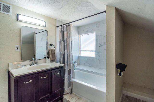 2613 & 2615 Isabella Street, Houston, TX 77004