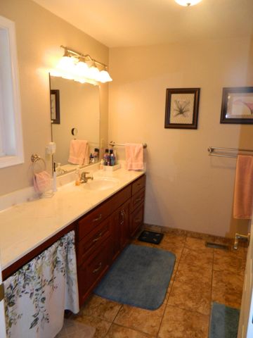 3626 La Marada Way, Klamath Falls, OR 97603