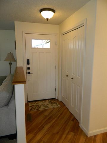 3626 La Marada Way, Klamath Falls, OR 97603