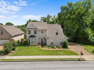 6644 Christiansted Ln, Nashville, TN 37211