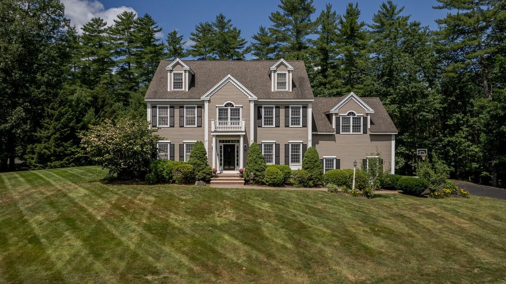 5 Blackford Drive, Exeter, NH 03833