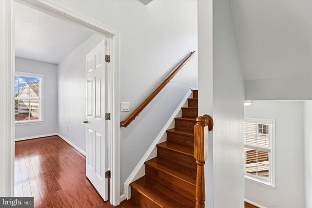 6821 HAMPTON BAY LN, Gainesville, VA 20155