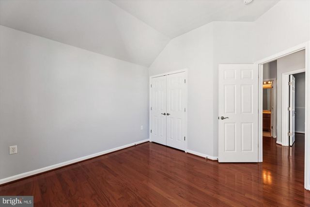 6821 HAMPTON BAY LN, Gainesville, VA 20155