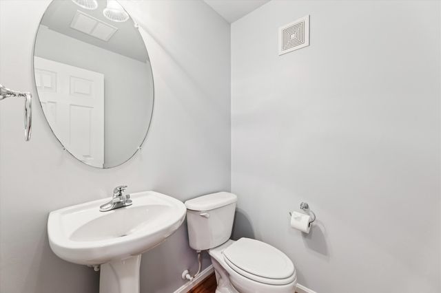 6821 HAMPTON BAY LN, Gainesville, VA 20155