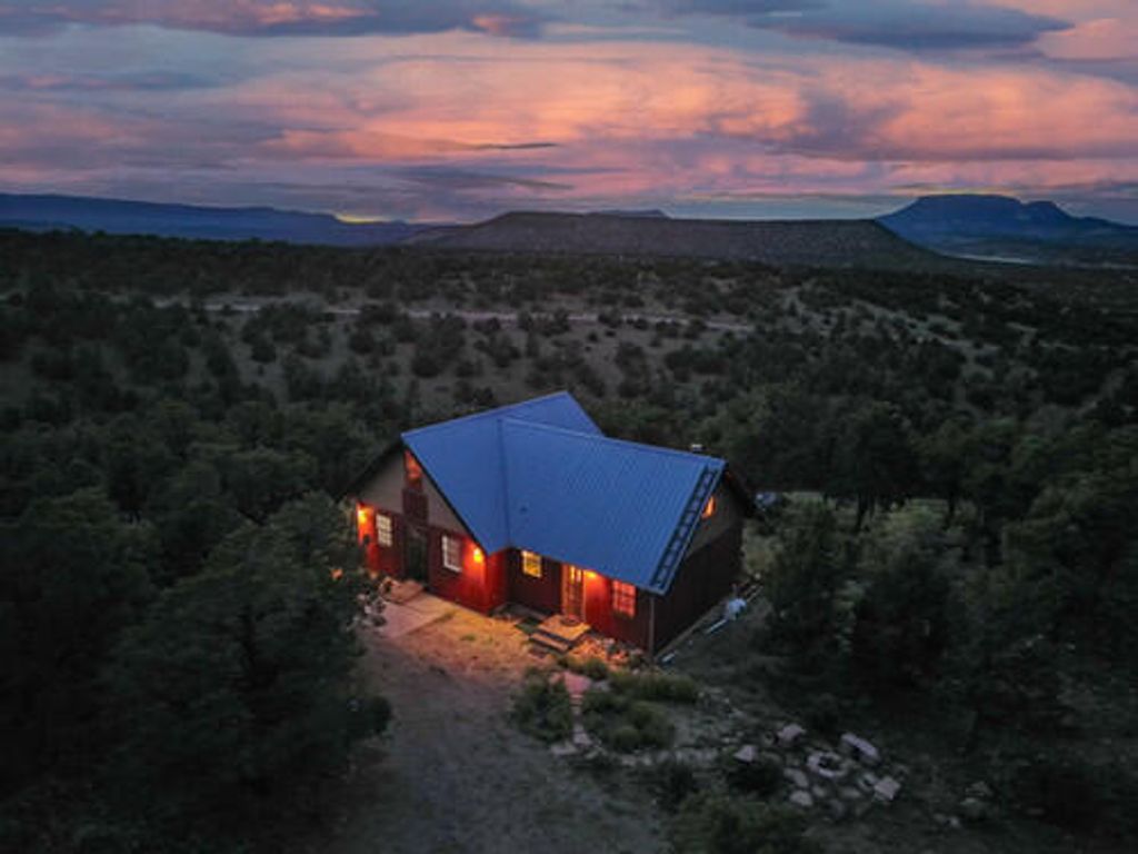 16 Horse Peak Trail, Datil, NM 87821
