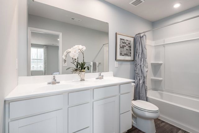 11 WHITE BIRCH RD, Waynesboro, VA 22980