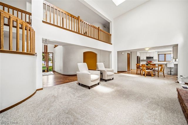 5513 Pheasants Walk Drive, North Olmsted, OH 44070