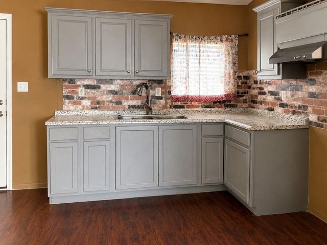 2910 Fairbanks Street, Houston, TX 77026