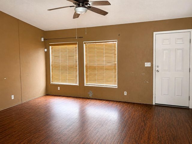 2910 Fairbanks Street, Houston, TX 77026