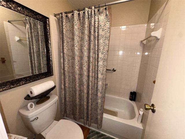 10101 S Gessner Road 213, Houston, TX 77071