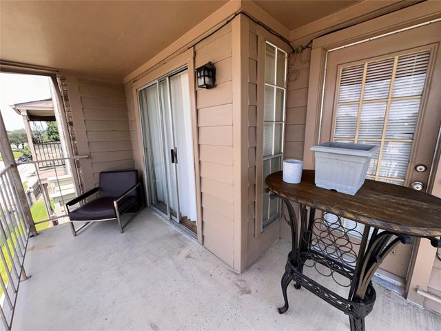 10101 S Gessner Road 213, Houston, TX 77071
