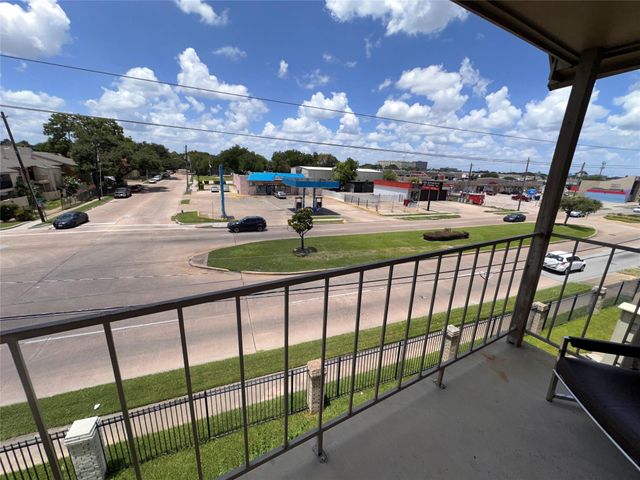 10101 S Gessner Road 213, Houston, TX 77071