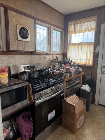 13754 Southgate, Springfield Gardens, NY 11413