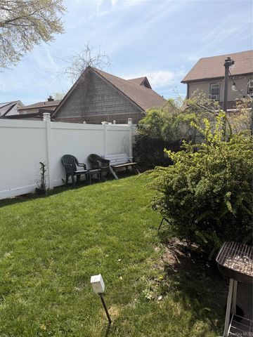 13754 Southgate, Springfield Gardens, NY 11413