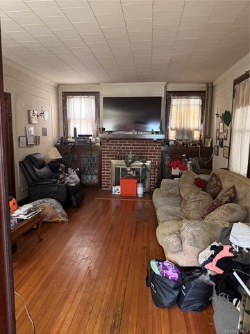 13754 Southgate, Springfield Gardens, NY 11413