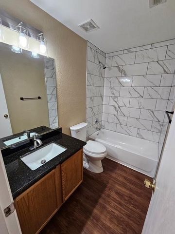 1437 Thornhill Lane, Little Elm, TX 75068