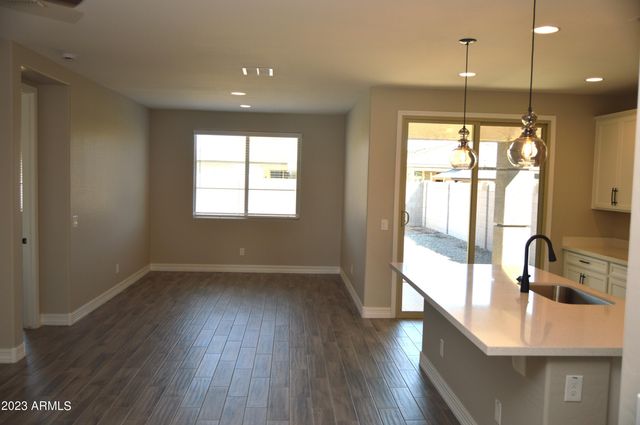 22460 E INDIANA Avenue, Queen Creek, AZ 85142