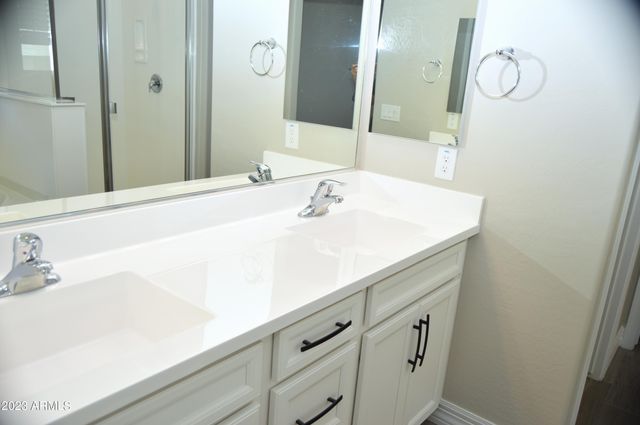 22460 E INDIANA Avenue, Queen Creek, AZ 85142