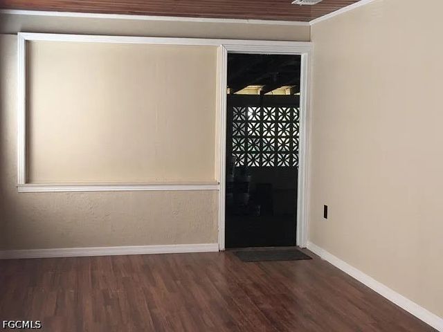 18 Becker DR, North Fort Myers, FL 33903