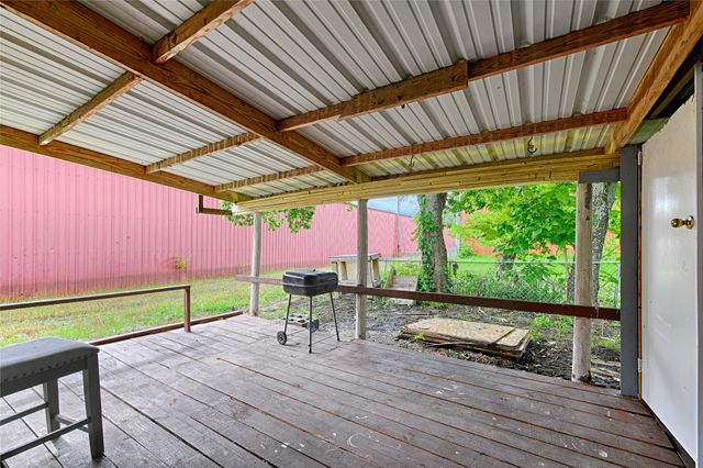 109 W Marsalis Street, Celeste, TX 75423