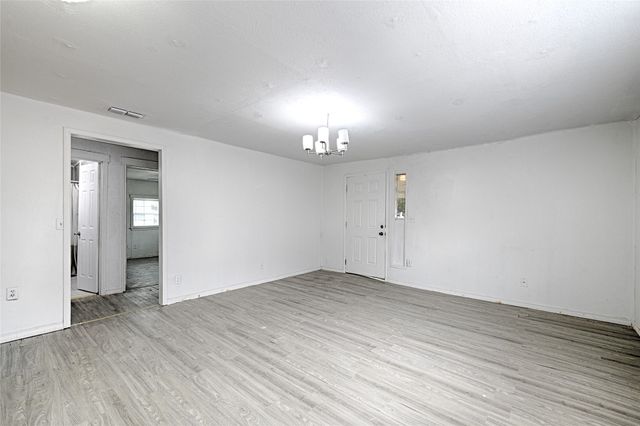 109 W Marsalis Street, Celeste, TX 75423