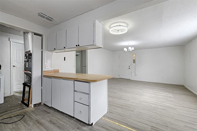 109 W Marsalis Street, Celeste, TX 75423