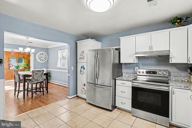 17841 LYDA LN, Dumfries, VA 22026