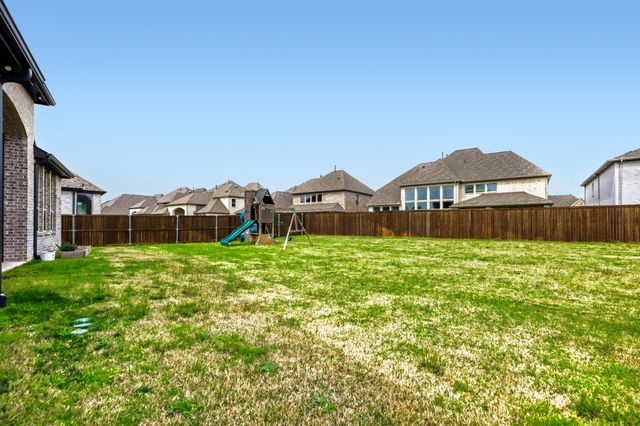 2723 Garrison Drive, Melissa, TX 75454