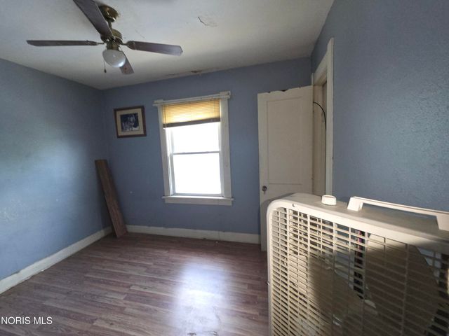 4217 Jackman Road, Toledo, OH 43612