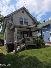4217 Jackman Road, Toledo, OH 43612