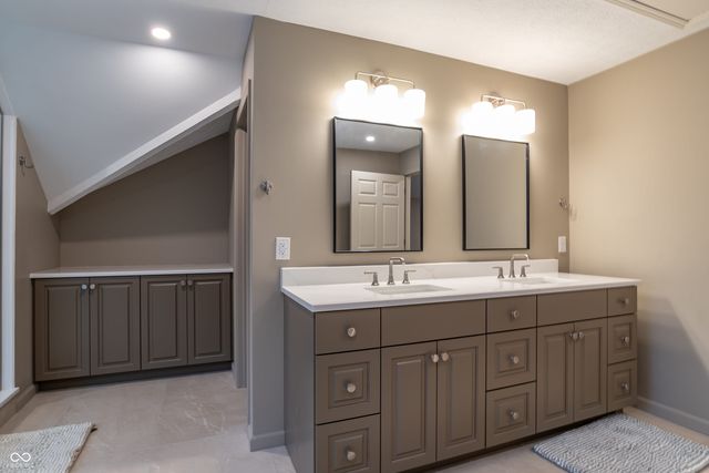 3661 N Lauren Lane, Bloomington, IN 47404