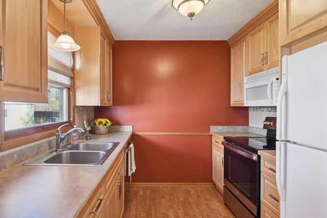 4045 Utica Avenue S, Saint Louis Park, MN 55416