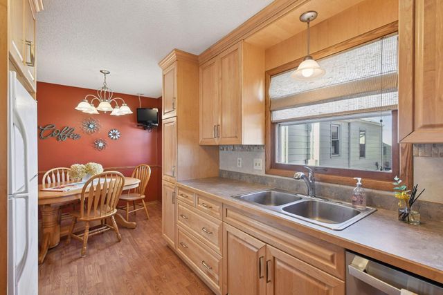 4045 Utica Avenue S, Saint Louis Park, MN 55416