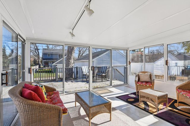 4045 Utica Avenue S, Saint Louis Park, MN 55416