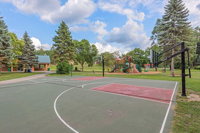 4045 Utica Avenue S, Saint Louis Park, MN 55416