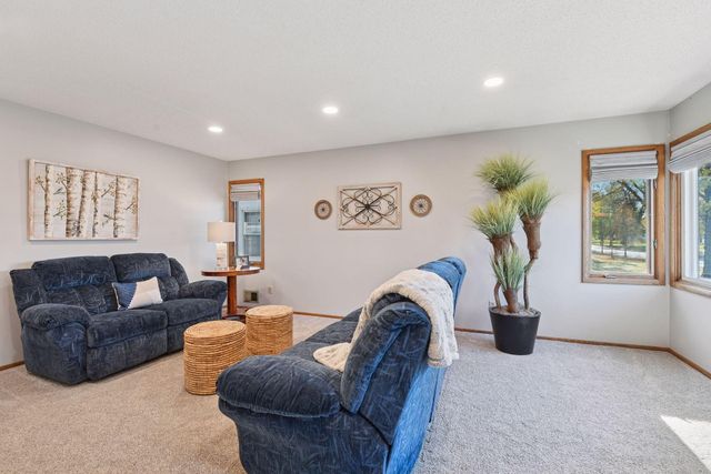 4045 Utica Avenue S, Saint Louis Park, MN 55416