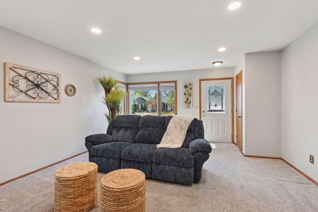 4045 Utica Avenue S, Saint Louis Park, MN 55416