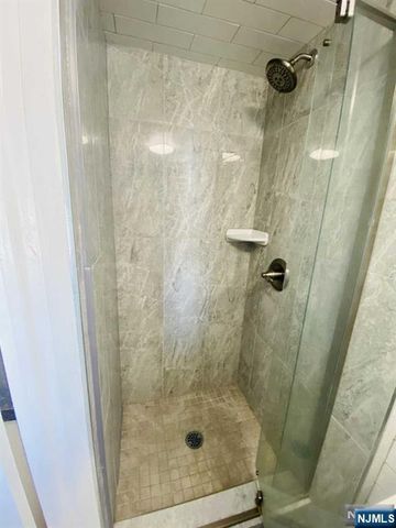 258 Franklin Street 3, Bloomfield, NJ 07003