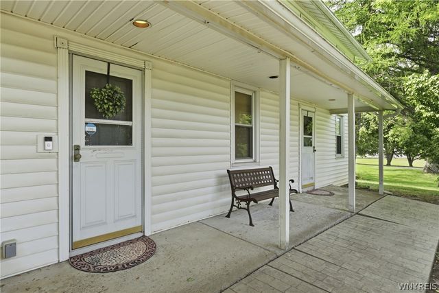 5224 Old Goodrich Road, Clarence, NY 14031