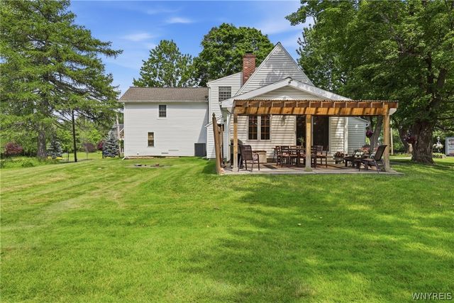 5224 Old Goodrich Road, Clarence, NY 14031