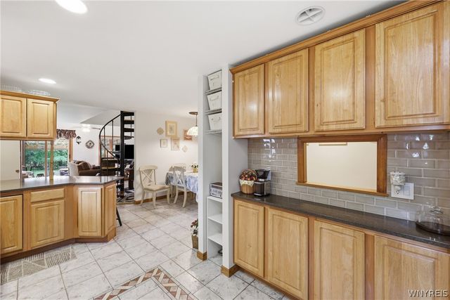 5224 Old Goodrich Road, Clarence, NY 14031