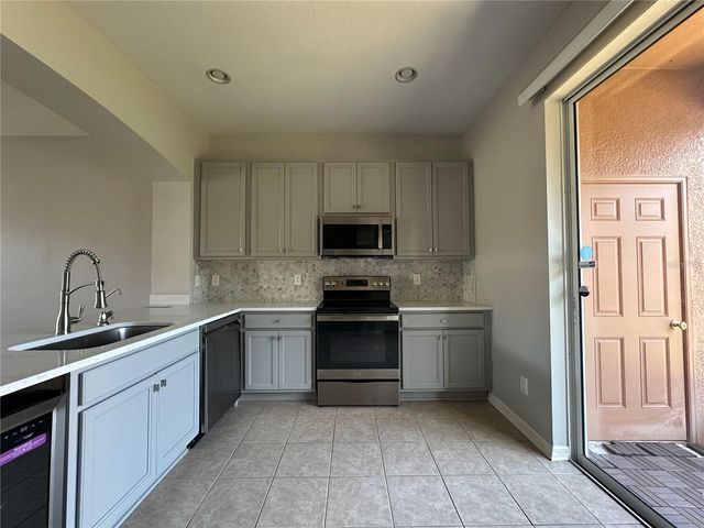 6950 TOWERING SPRUCE DRIVE, Riverview, FL 33578