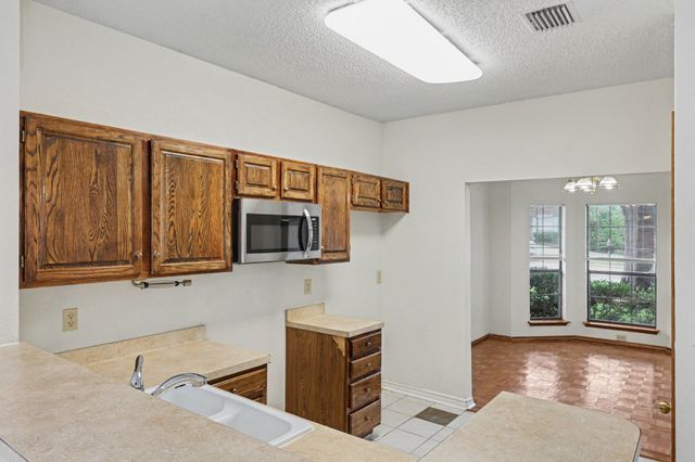 1008 Primrose Street, Mesquite, TX 75149