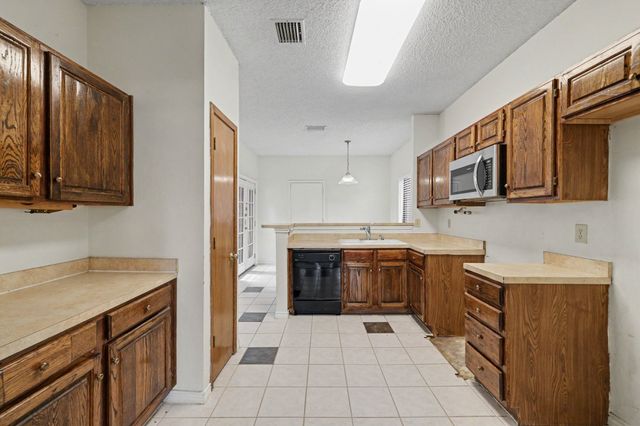 1008 Primrose Street, Mesquite, TX 75149
